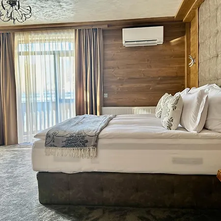 V Къща за гости 4*